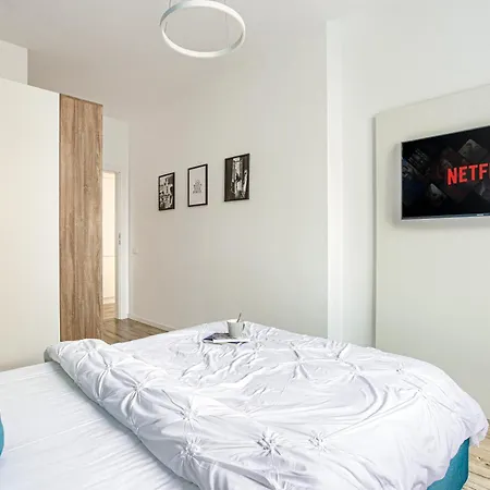 Ari - Afi Mall Luxurious Apartments With Free Parking Arad Exterior photo